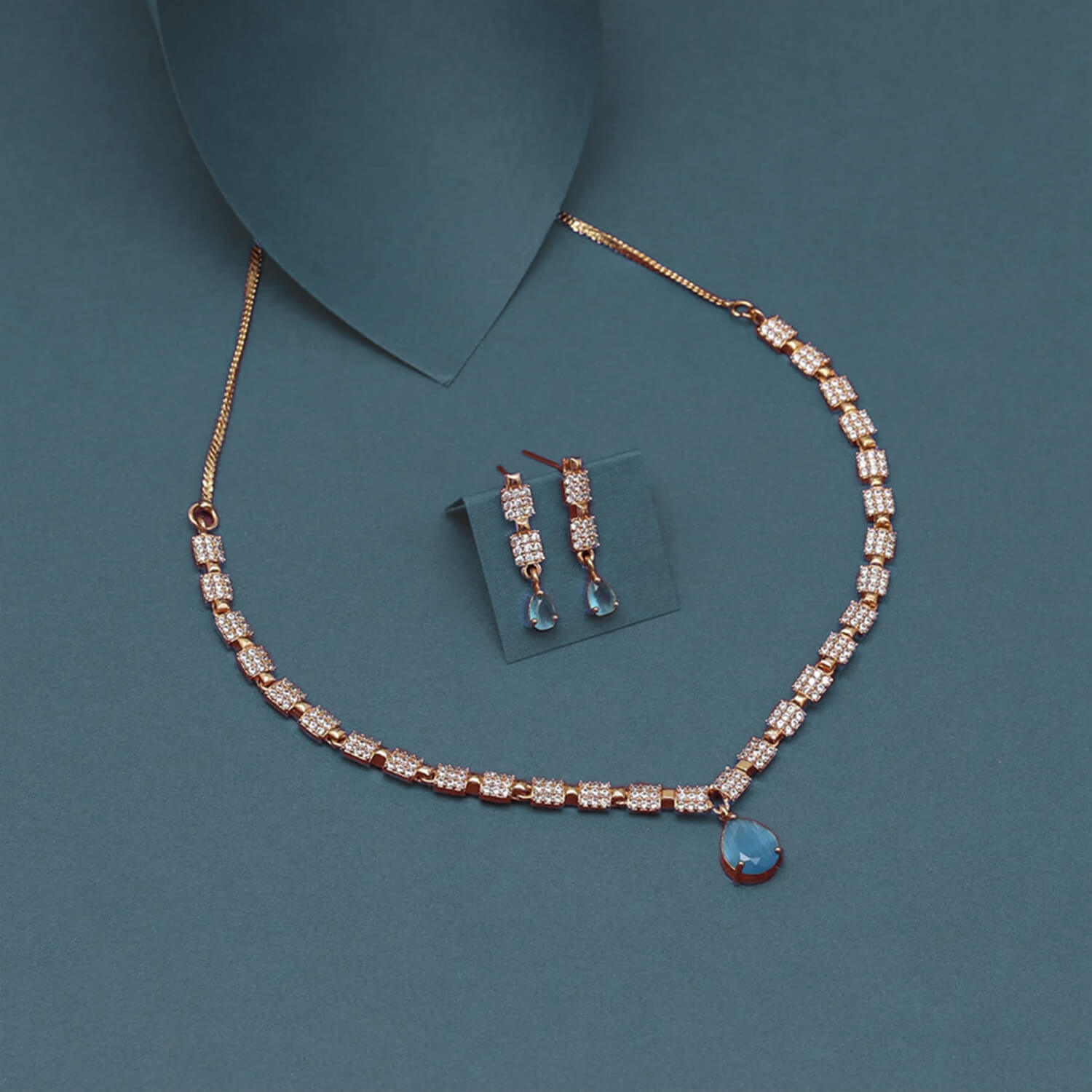 Buy Yaarita's Firozi Color American Diamond Necklace Set