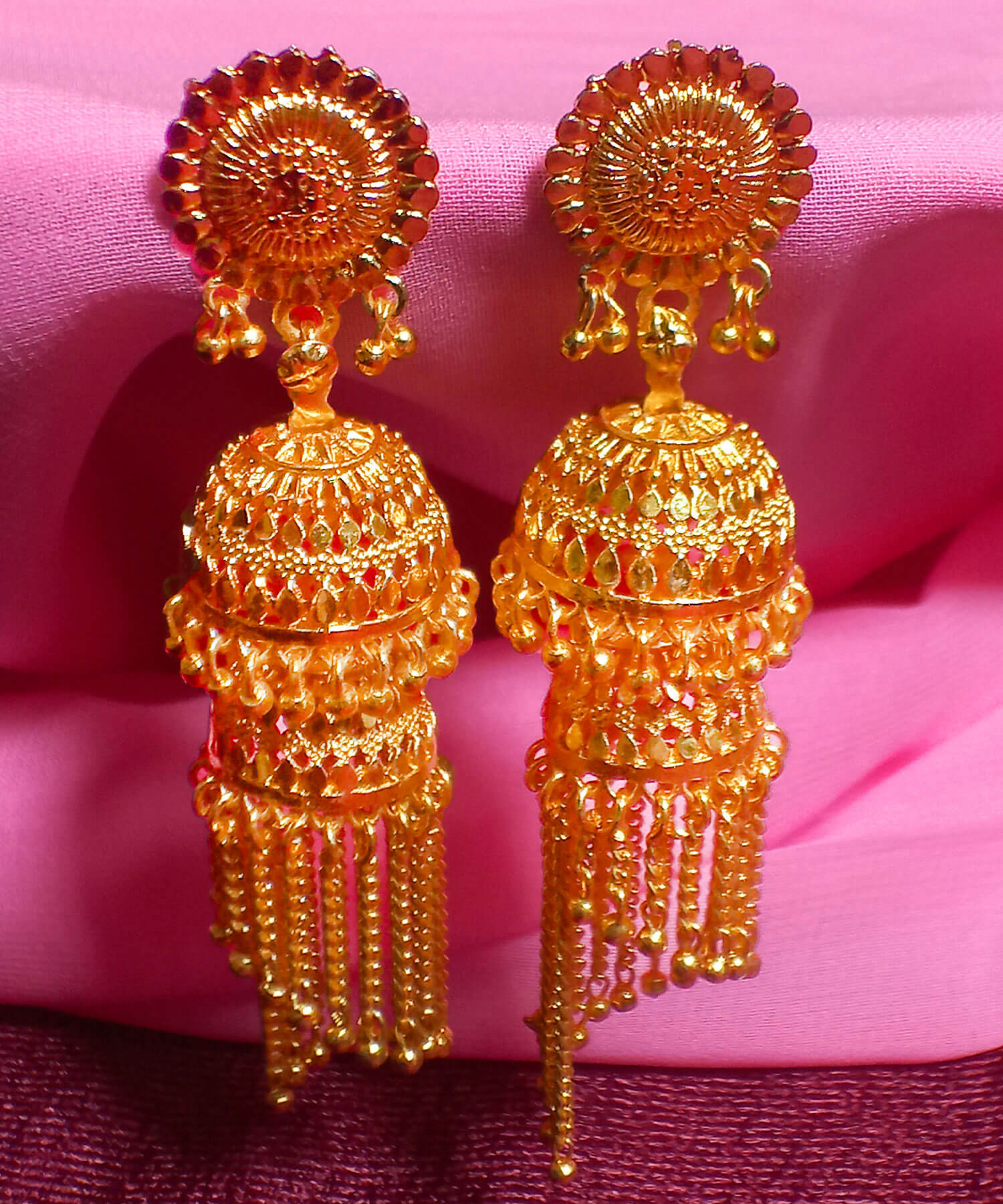 Buy Yaarita's Gold Plated Golden Color Beautiful Jhumki Earring