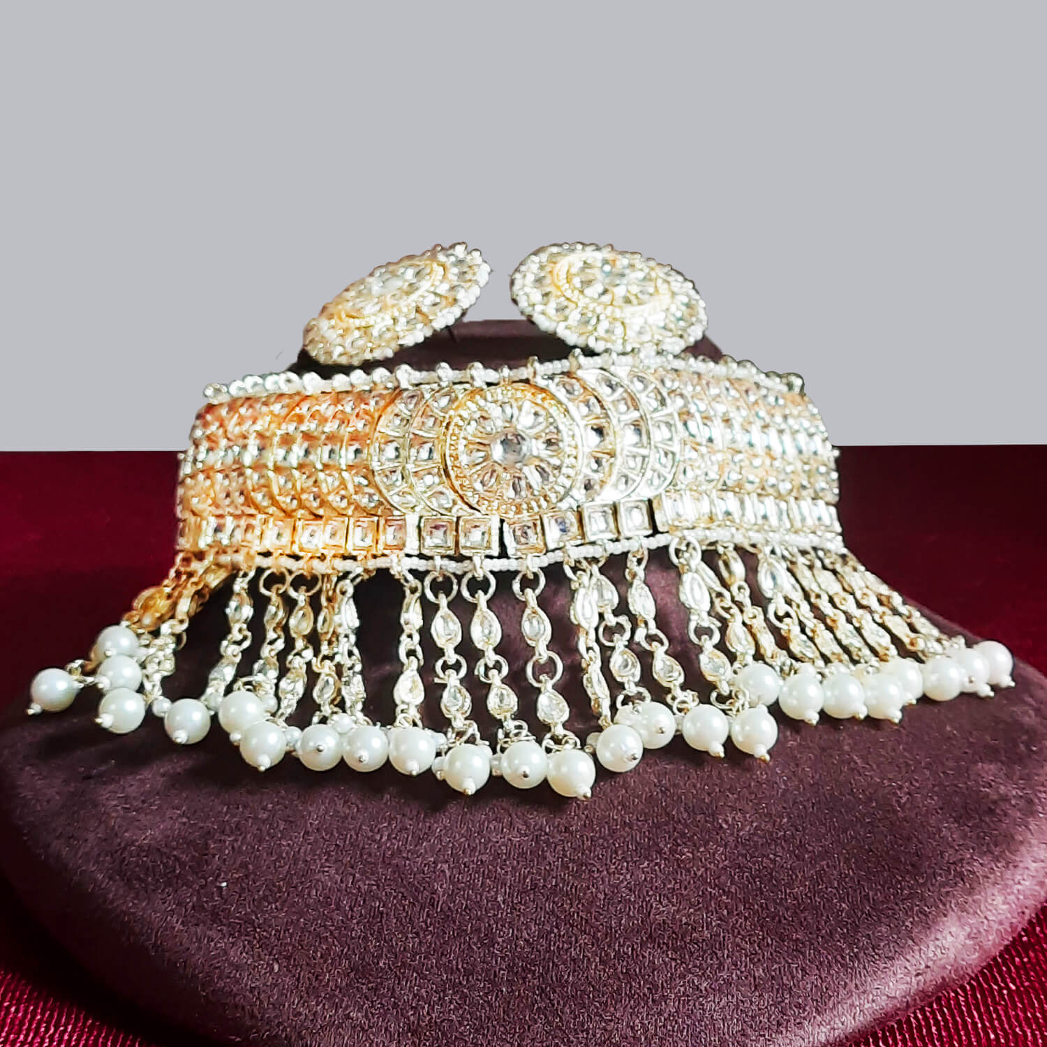 Buy Yaarita's Gold Plated White Kundan Designer Choker Necklace