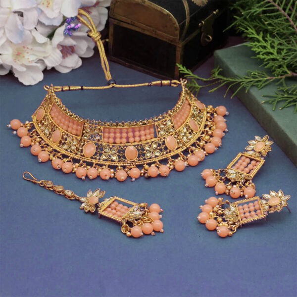 Buy Yaarita's Peach Color Choker Kundan Necklace Set
