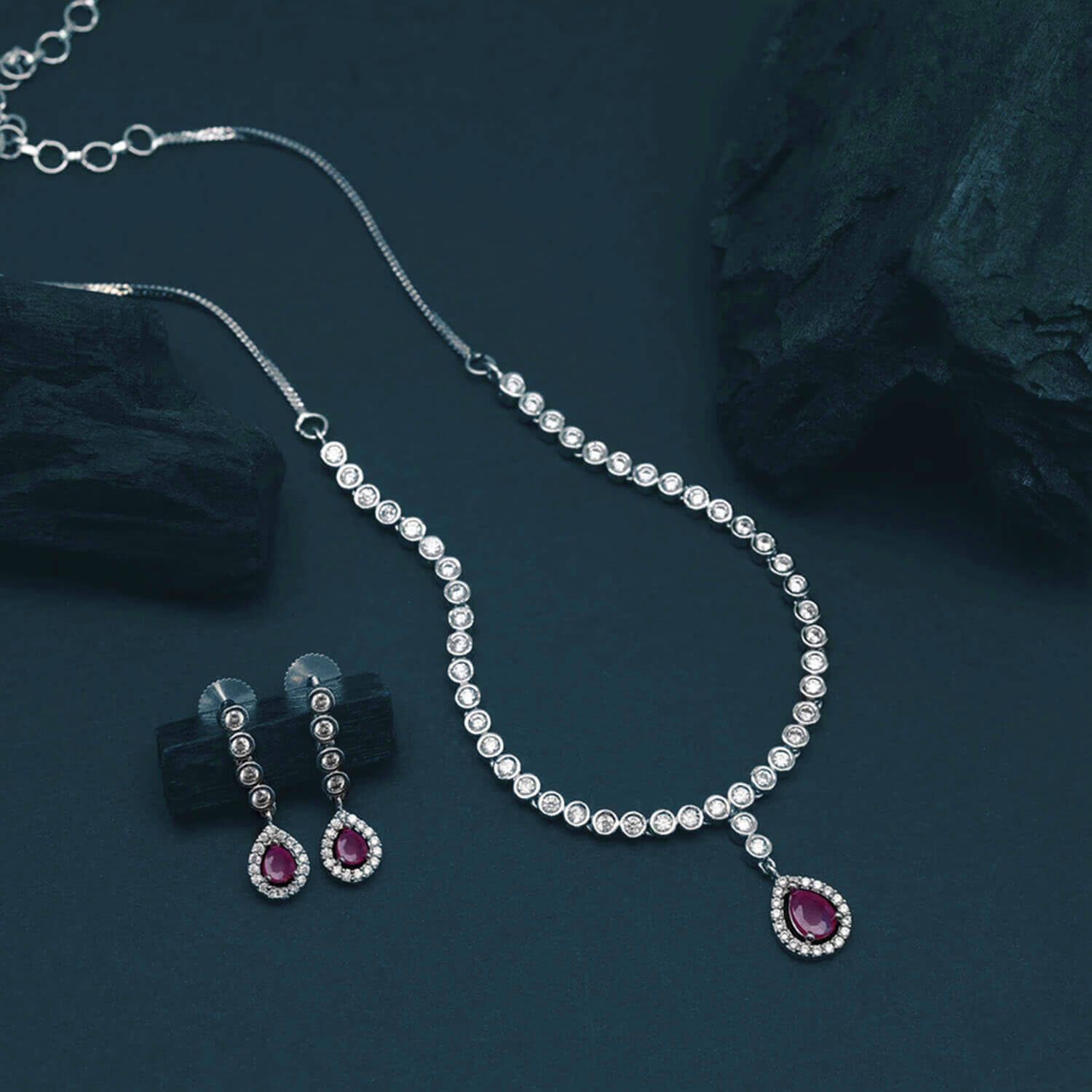 Buy Yaarita's Rani Color American Diamond Necklace Set
