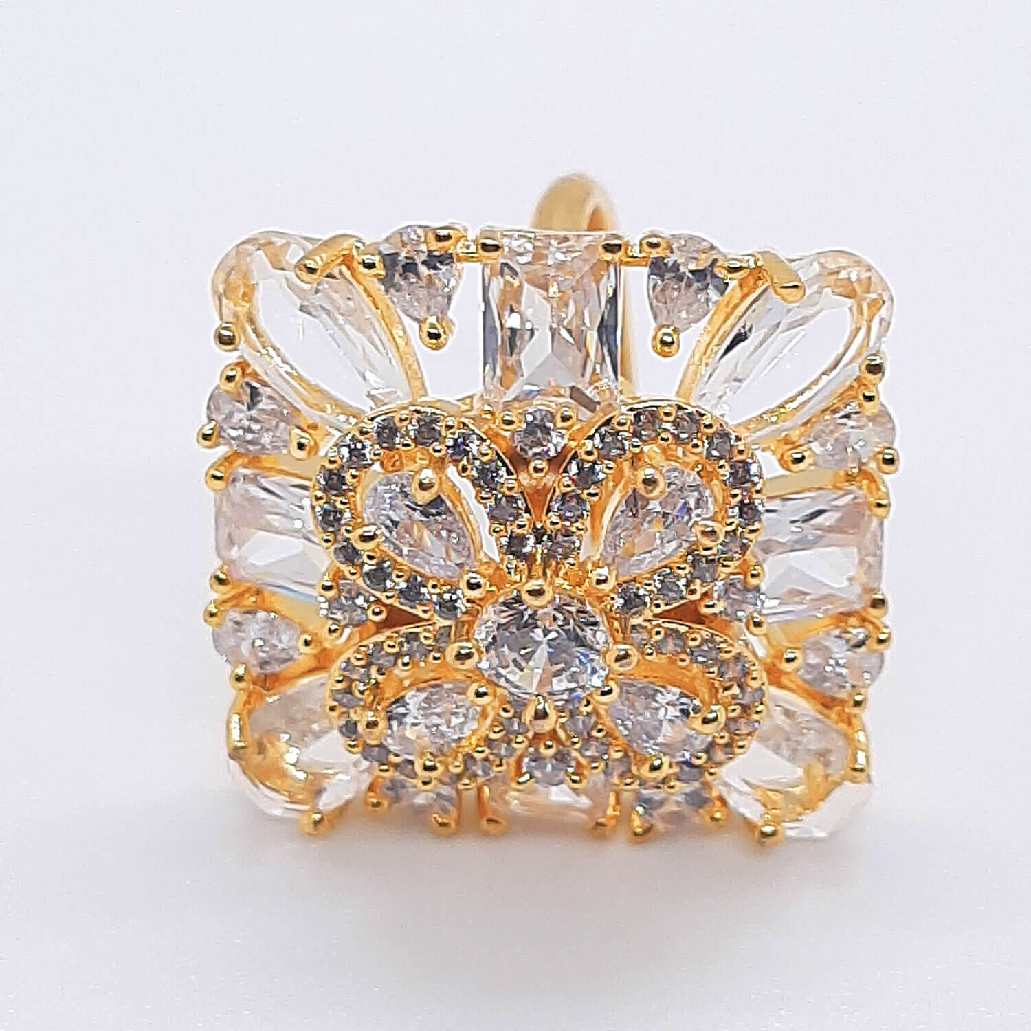 Buy Yaarita's White Color American Diamond Finger Ring