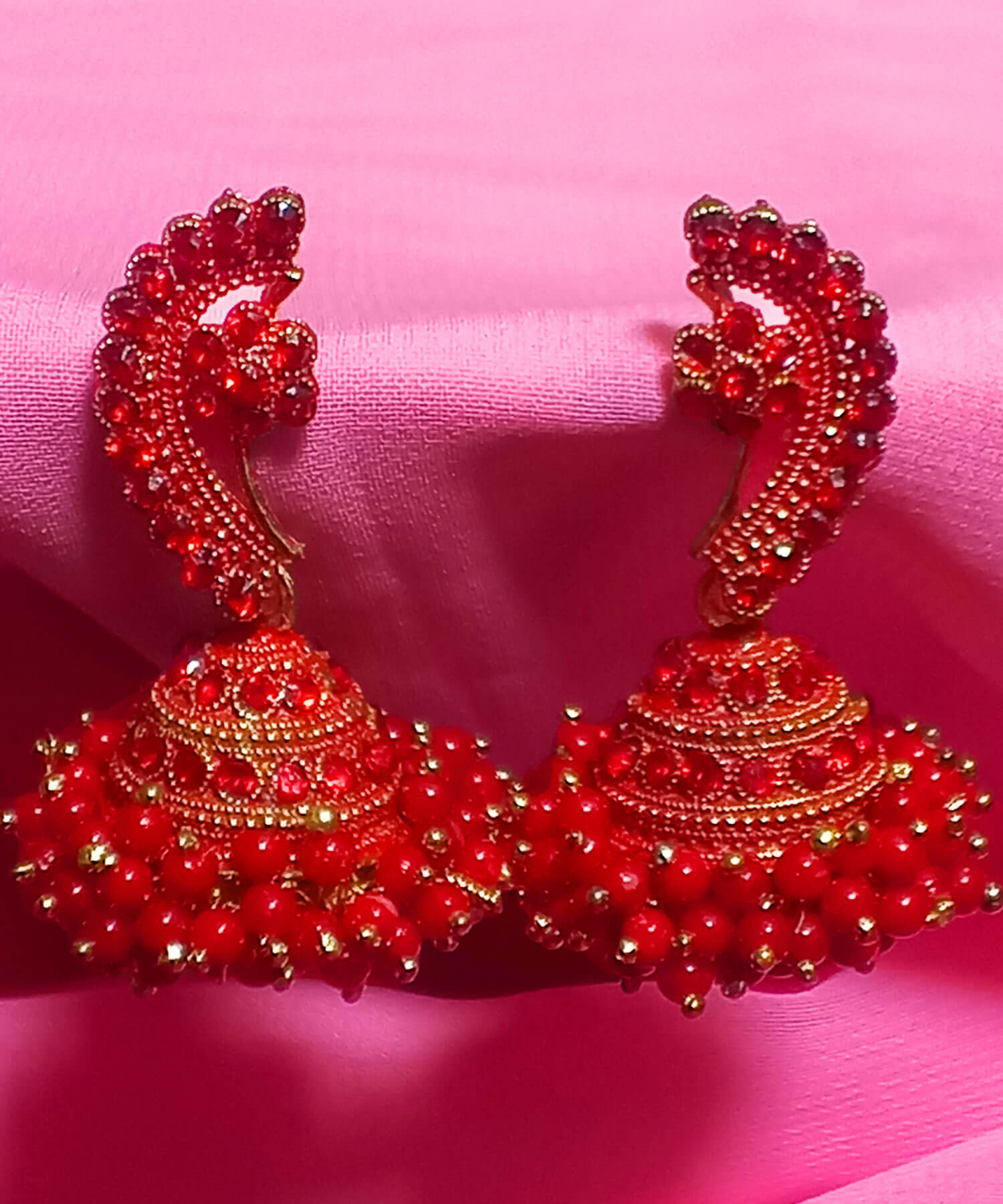 Yaarita's Gold Plated Red Color Beautiful Jhumki Earring