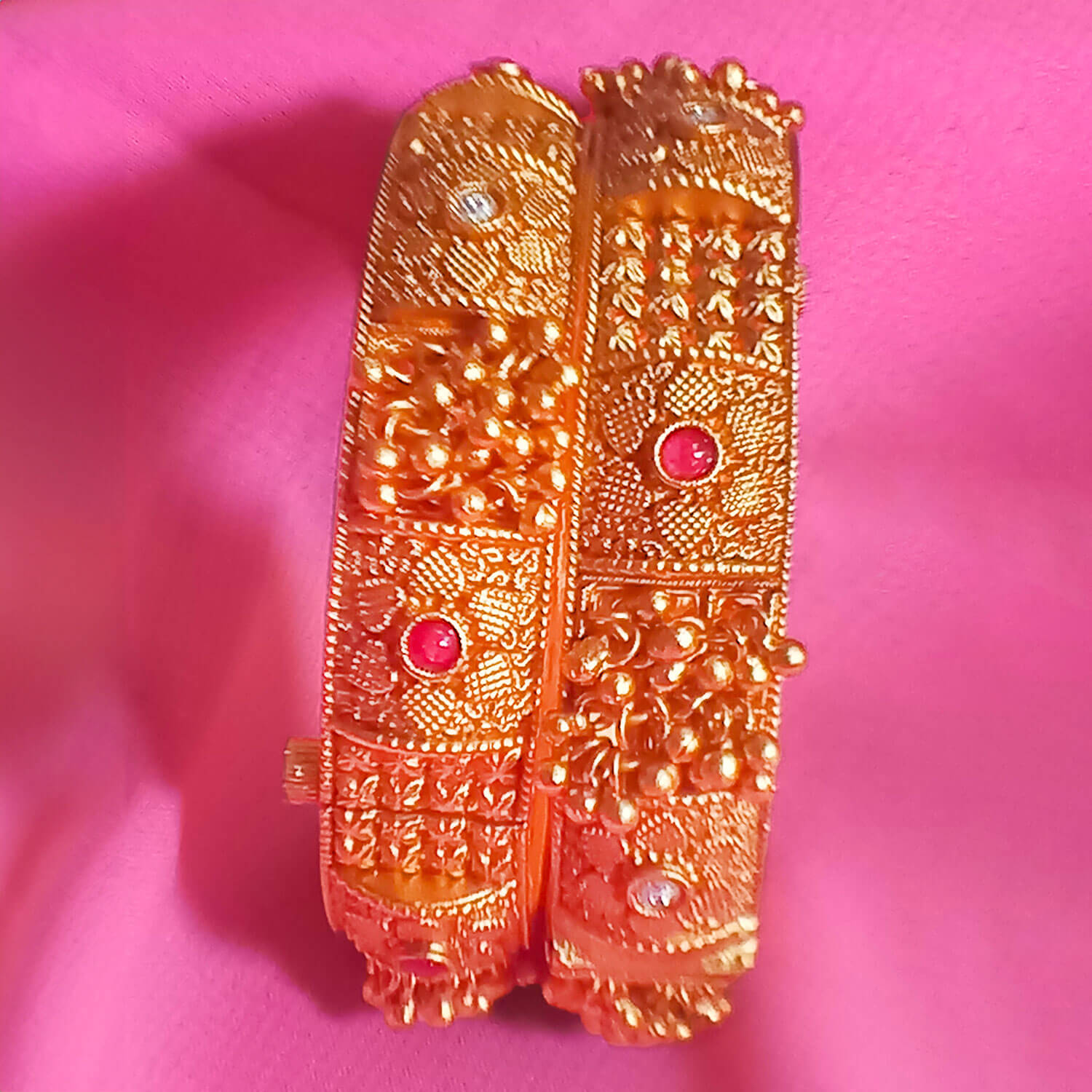yaaritas-imitation-beautiful-antique-design-wedding-bangles-set