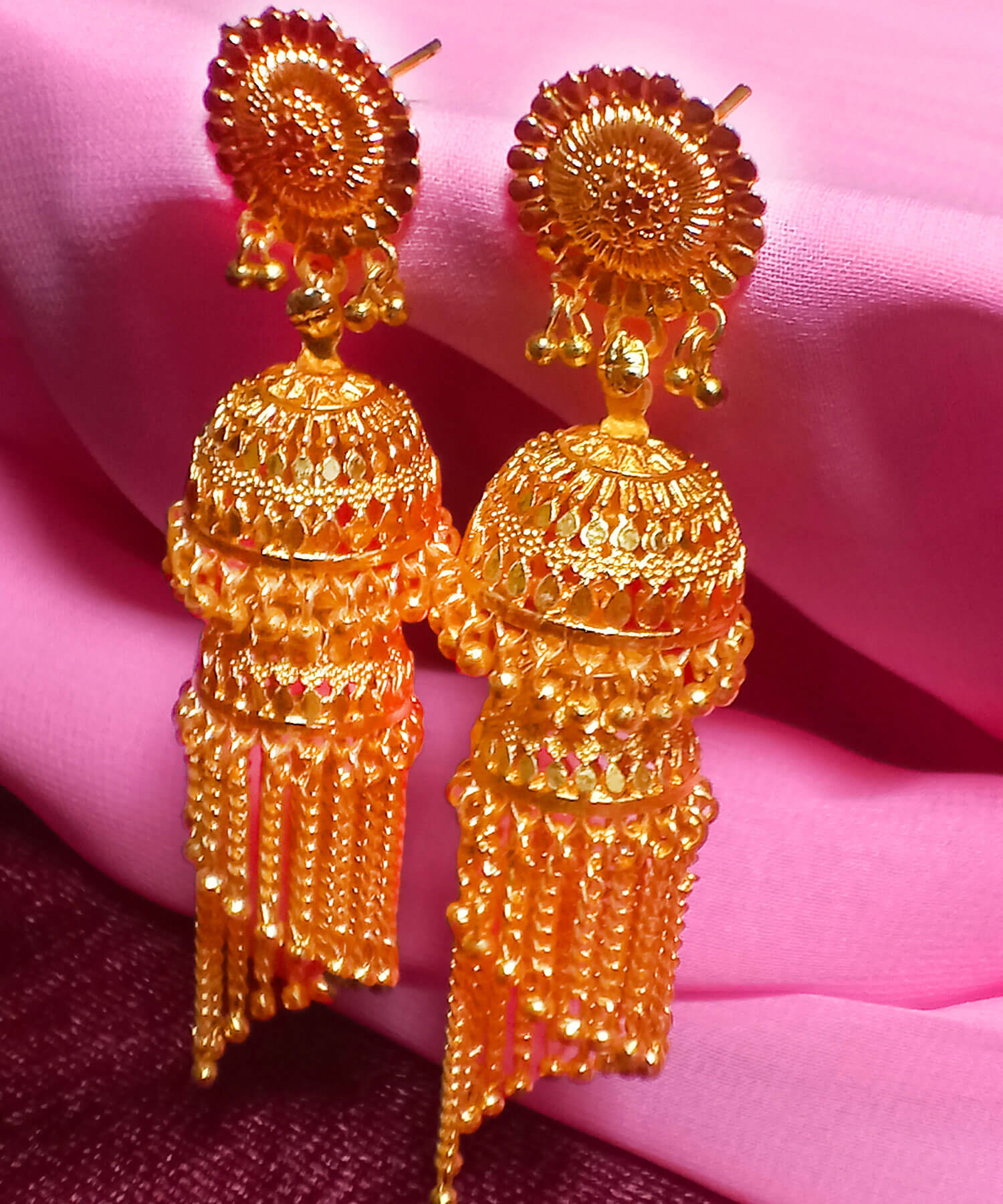 Yaarita's Imitation Gold Plated Golden Color Beautiful Jhumki Earring