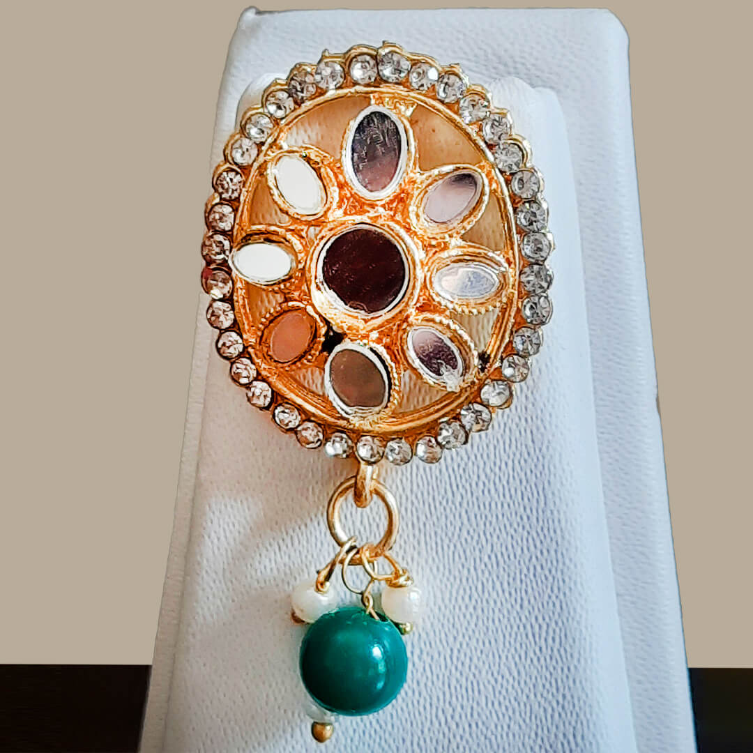 yaaritas-imitation-gold-plated-green-color-choker-necklace-set