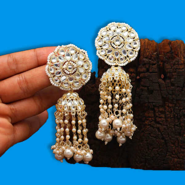 yaaritas-white-color-kundan-earrings