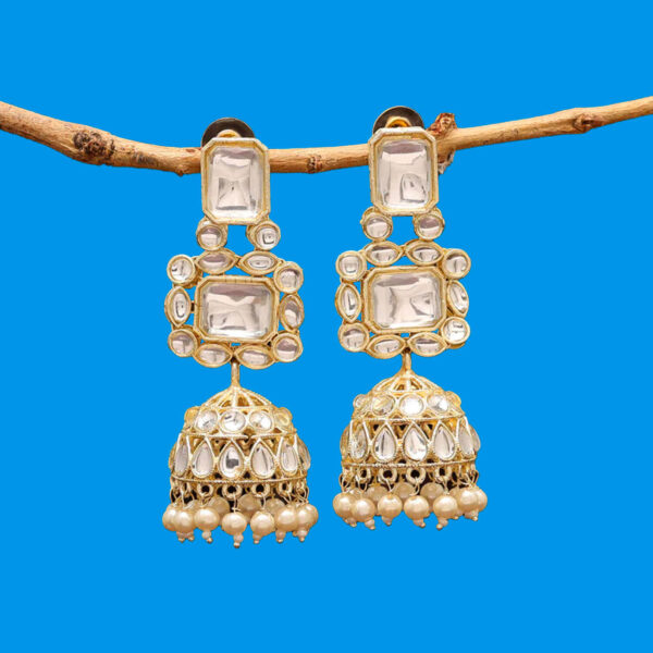 yaaritas-white-color-kundan-earrings