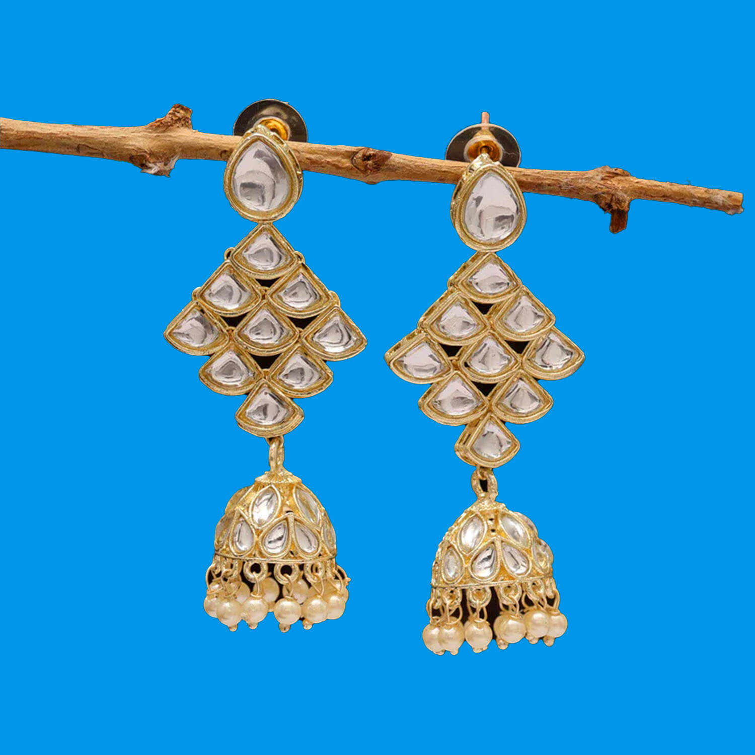 Yaarita's White Color Kundan Earrings