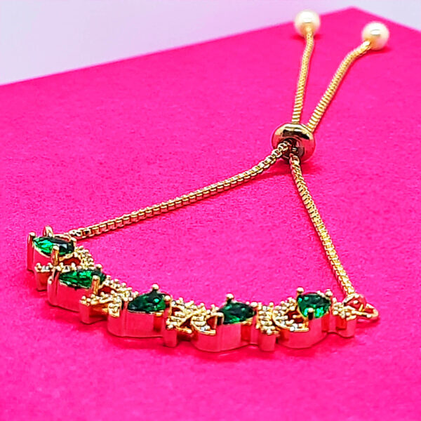 Yarita's Beautiful Green Color American Diamond Bracelet