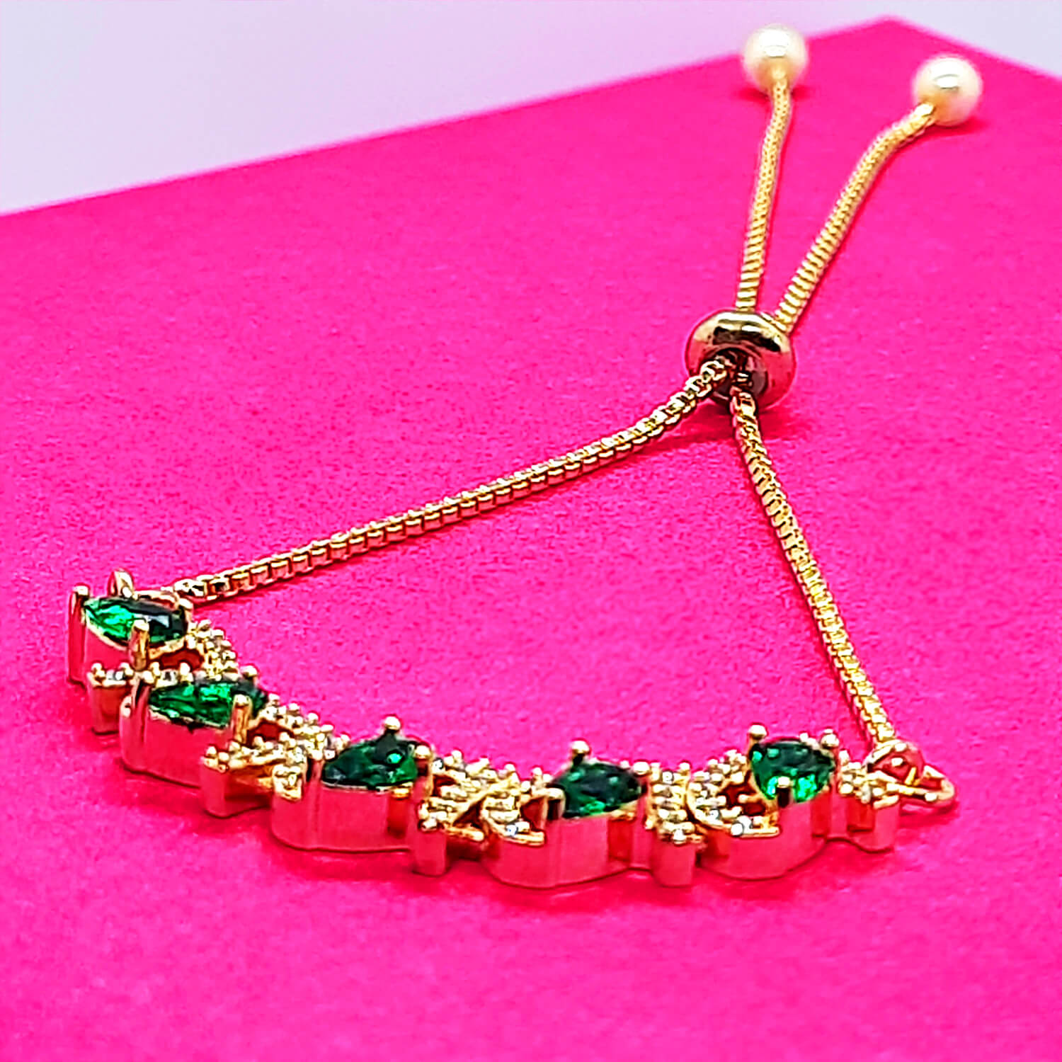 Yarita's Beautiful Green Color American Diamond Bracelet