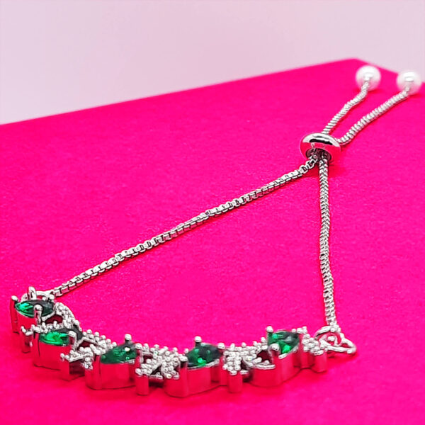 Yarita's Green Color American Diamond Bracelet