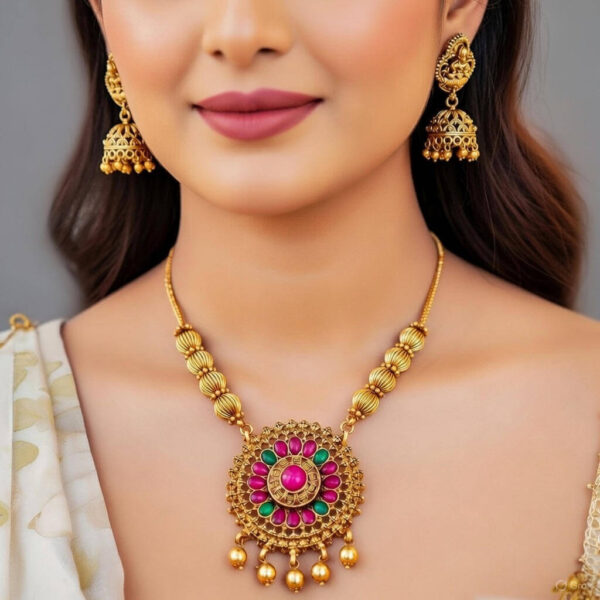 Yaarita’s Beautiful Antique Style Ruby Green Long Pendant Set