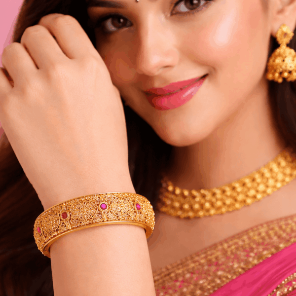 Yaarita’s Beautiful Laxmi Design Fancy Style Temple Bangles Set